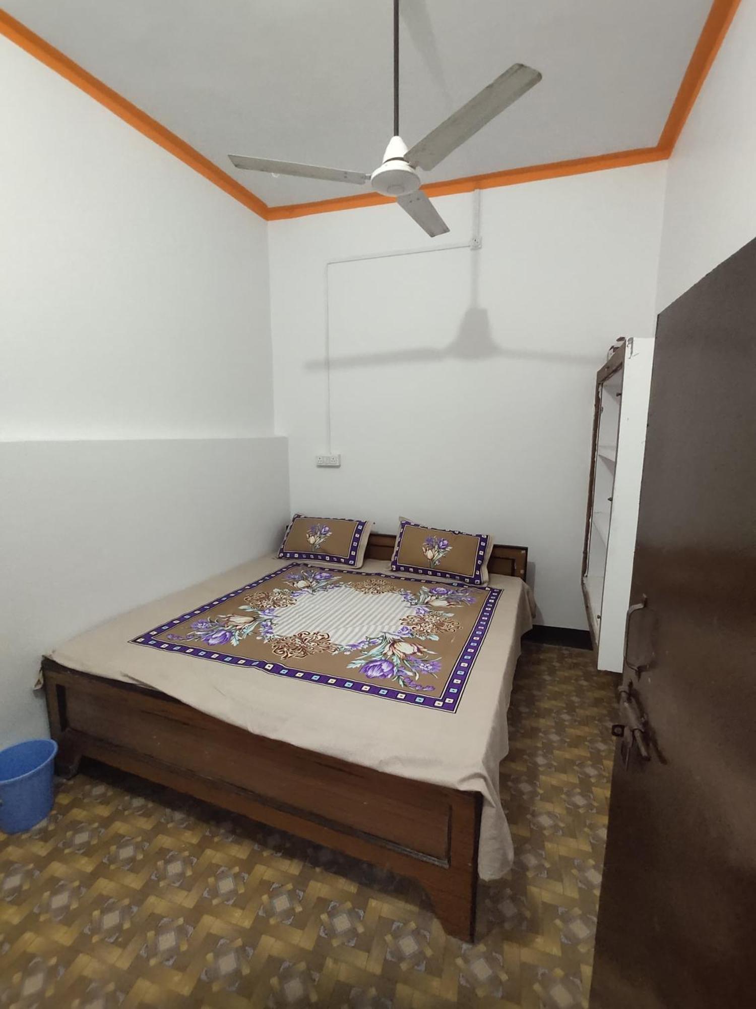 Awadh Guest House Ayodhya Exterior photo